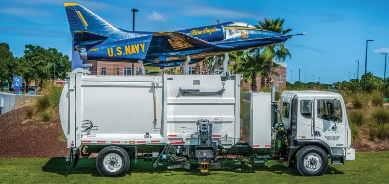 McNeilus Side Loaders 14 ar-3