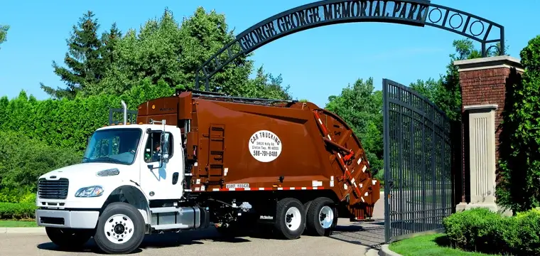 McNeilus Rear Loaders 24 hd-10