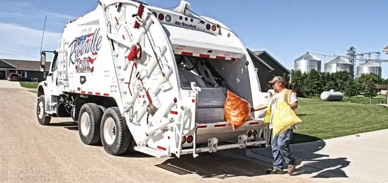 McNeilus Rear Loaders 21 hd-6