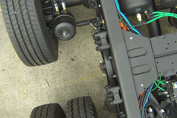 Dennis Eagle Proview Chassis 5 powertrain4