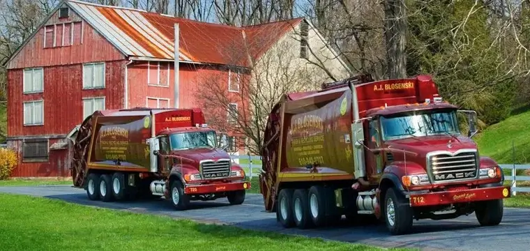 McNeilus Rear Loaders 10 standard-4