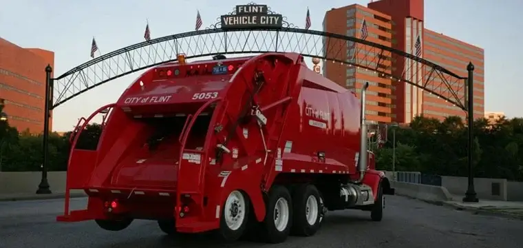 McNeilus Rear Loaders 37 tag-5